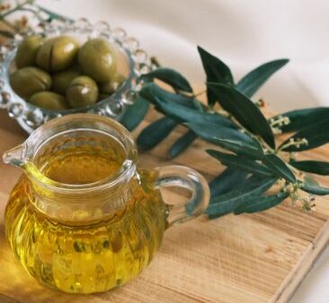 Olive Oil Substitute: Best Alternatives for Any Recipe