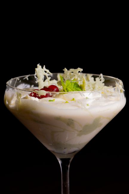 Creme Fraiche Substitute: Best Alternatives for Any Recipe