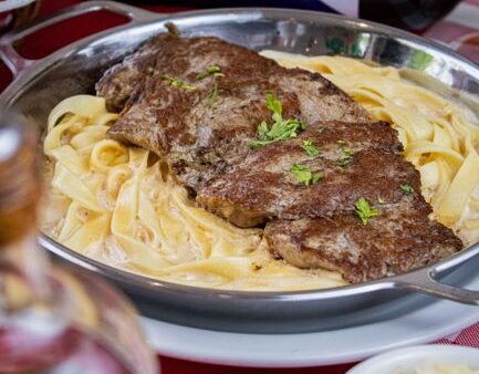 Heavy Cream Substitute for Pasta Sauce: 7 Creamy Alternatives
